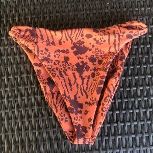 Skatie Salty Bottom in Utica 💫